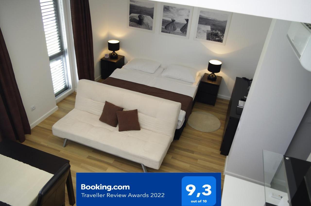 Apartments Santis10 Башка Екстер'єр фото