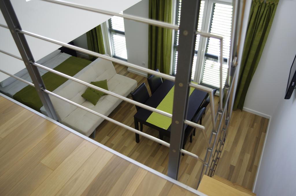 Apartments Santis10 Башка Екстер'єр фото