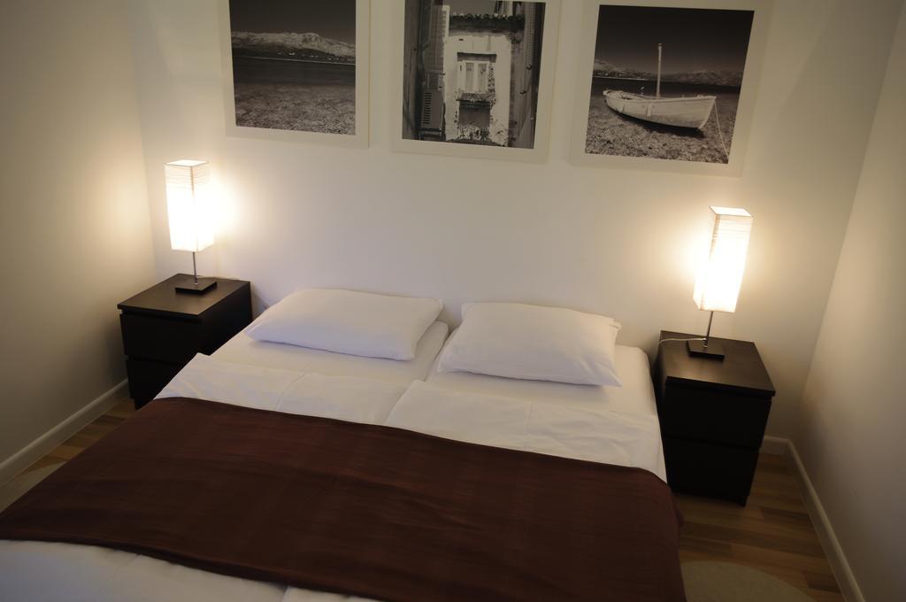 Apartments Santis10 Башка Екстер'єр фото