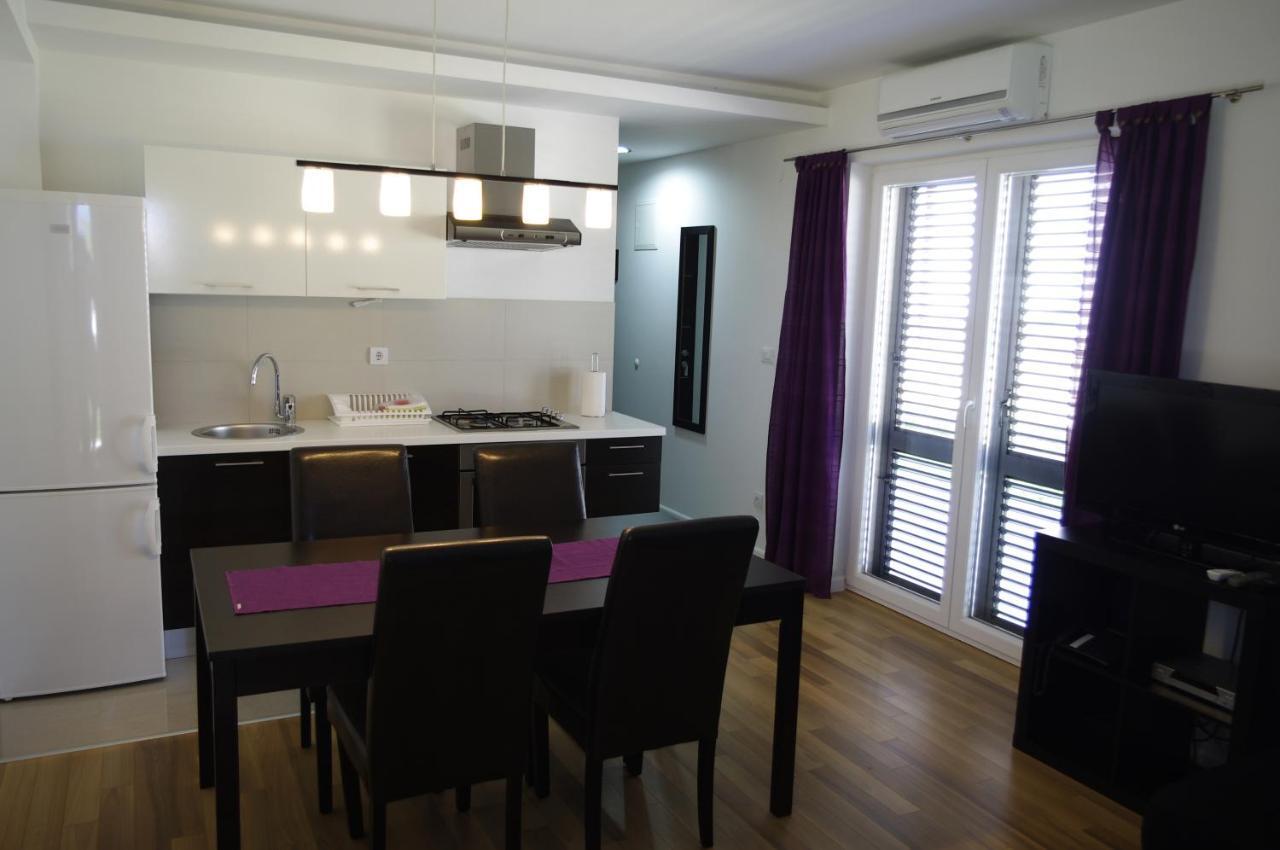 Apartments Santis10 Башка Екстер'єр фото