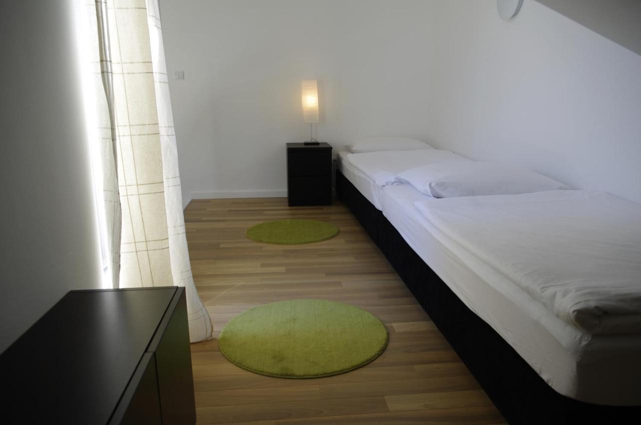 Apartments Santis10 Башка Екстер'єр фото